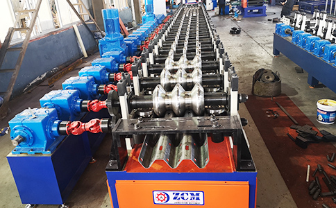 立體車庫浪板成型機的相關(guān)參數(shù)